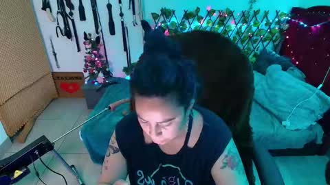 elektra online show from 12/18/25, 07:09