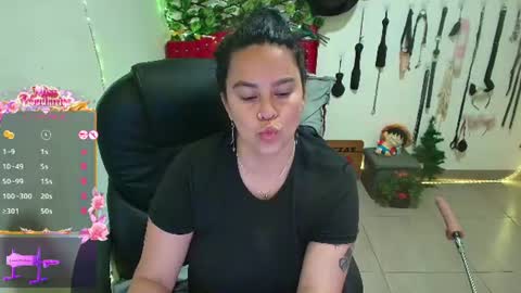 Snapshot of elektra_32 chatting on 07/17/26, 12:34 elektra online show from 07/17/26, 12:34
