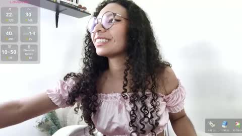 Snapshot of elektra_williams chatting on 12/22/24, 12:07 elektra_williams online show from 12/22/24, 12:07