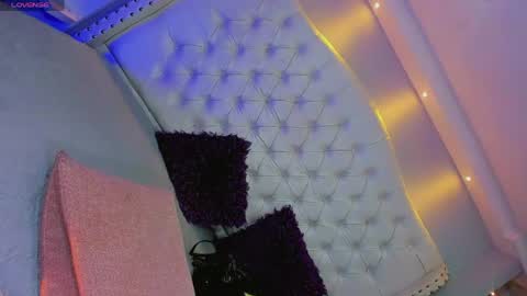 Snapshot of elektraa_foxx_ chatting on 05/12/26, 11:07 Elecktra online show from 05/12/26, 11:07