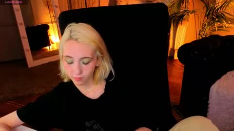 Elen  online show from 06/22/26, 05:15