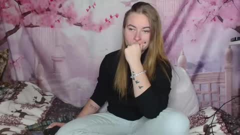 Elena online show from 10/04/25, 12:58