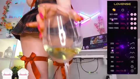 Snapshot of elena_marilyn chatting on 03/06/25, 08:05 Elena online show from 03/06/25, 08:05