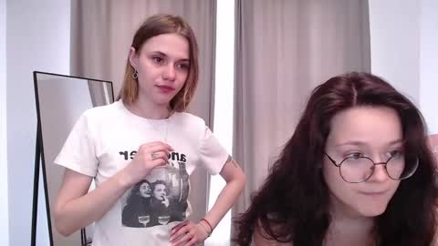 Elena online show from 05/21/26, 07:59