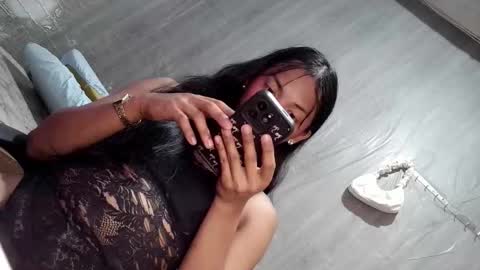 Snapshot of elenacum chatting on 09/16/25, 01:23 elenacum online show from 09/16/25, 01:23