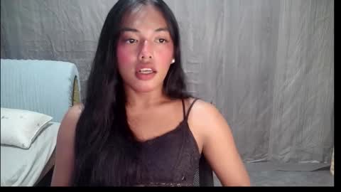 Snapshot of elenacum chatting on 10/21/25, 03:24 elenacum online show from 10/21/25, 03:24