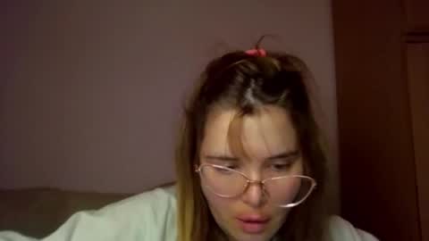 Elena online show from 11/20/25, 04:40