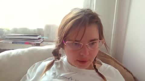 Elena online show from 12/16/25, 11:48