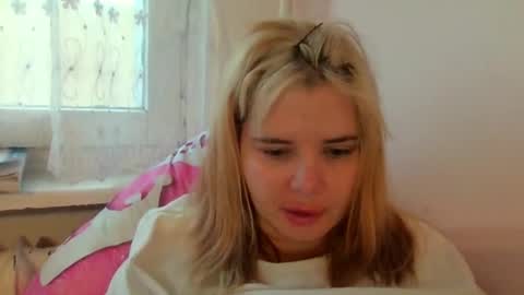 Elena online show from 02/16/26, 03:52