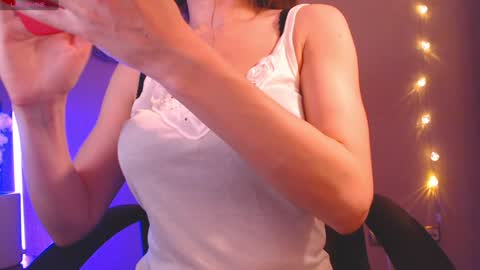 Heleonora online show from 12/25/24, 05:26