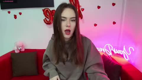 elenaoconar online show from 03/11/25, 06:43