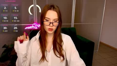 elenaoconar online show from 10/20/25, 05:52