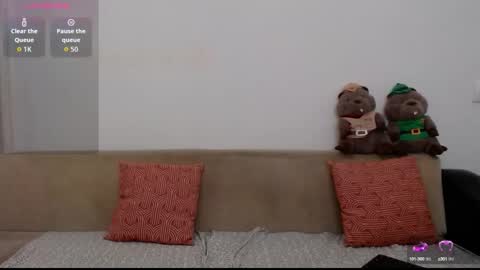 ElenaTroyy online show from 09/15/25, 08:42