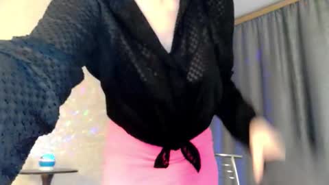 elenaza online show from 03/17/26, 10:13