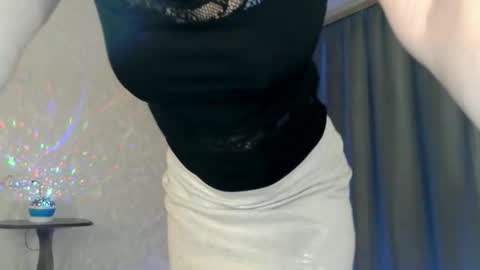 Snapshot of elenaza chatting on 06/11/26, 07:28 elenaza online show from 06/11/26, 07:28