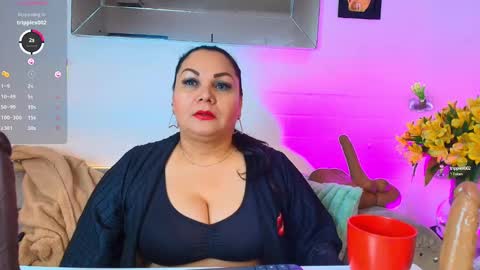 elenna_boobs_ online show from 10/03/25, 06:21