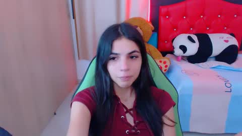 agnes online show from 01/28/25, 12:26