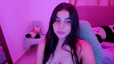 Snapshot of elenna_hotx chatting on 05/29/26, 09:24 agnes online show from 05/29/26, 09:24
