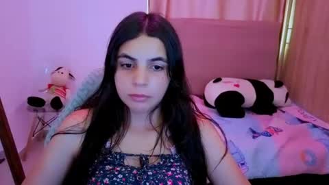 Snapshot of elenna_hotx chatting on 06/11/26, 06:50 agnes online show from 06/11/26, 06:50