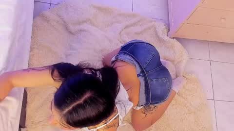 Snapshot of elenna_salvatoree chatting on 05/06/26, 12:54 Elena online show from 05/06/26, 12:54