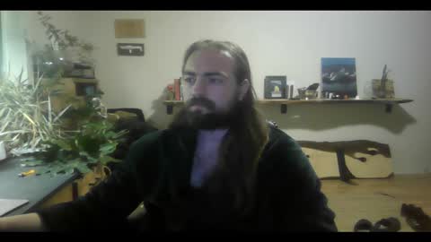 Snapshot of elephantfox chatting on 03/09/25, 04:38 fox online show from 03/09/25, 04:38