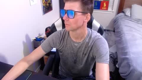 Walker online show from 09/14/25, 05:28