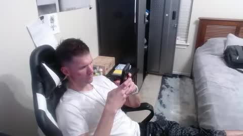 Walker online show from 10/03/25, 03:58