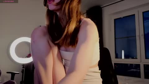 Snapshot of elfiecollins chatting on 05/02/26, 01:10 Elfie online show from 05/02/26, 01:10