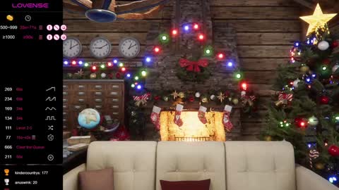 Elfie Love online show from 12/25/24, 09:22