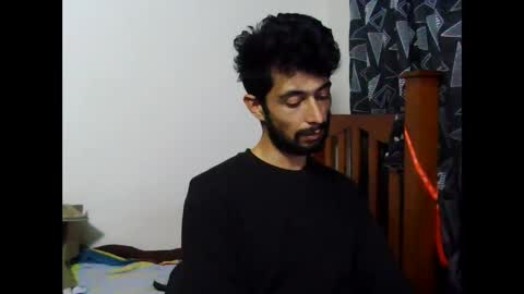 elflaco_6969 online show from 10/12/25, 01:04