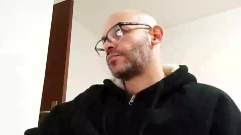 Snapshot of elgrande85 chatting on 12/16/24, 09:20 elgrande85 online show from 12/16/24, 09:20