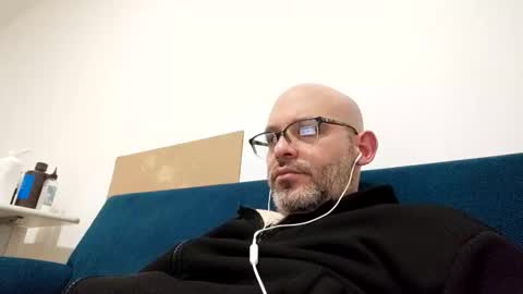 Snapshot of elgrande85 chatting on 03/02/26, 08:04 elgrande85 online show from 03/02/26, 08:04