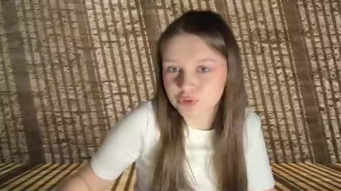 eli_kuper_777 online show from 04/19/26, 08:33