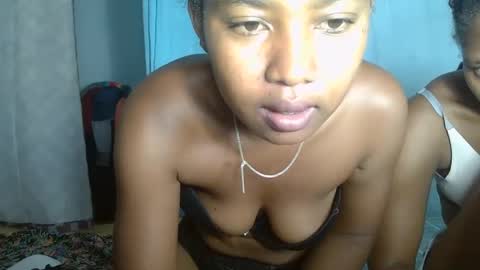 elia011 online show from 01/16/25, 01:06