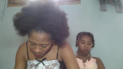 elia011 online show from 01/21/25, 12:29