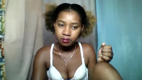 elia011 online show from 01/31/25, 05:40