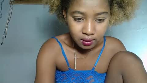 elia011 online show from 02/09/25, 04:50