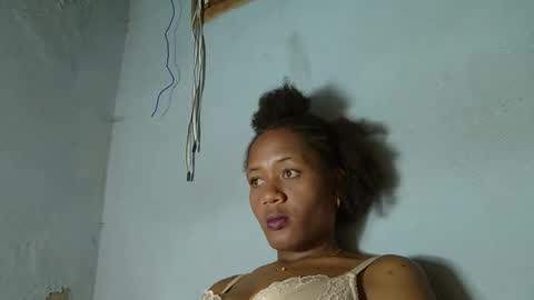 elia011 online show from 02/09/25, 07:52