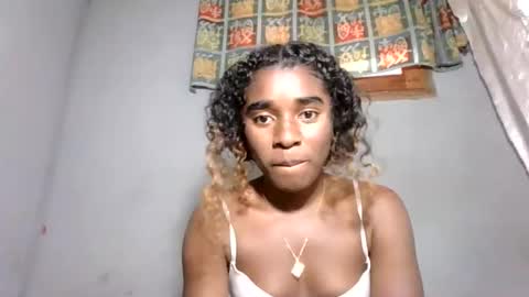 elia011 online show from 11/03/25, 11:44