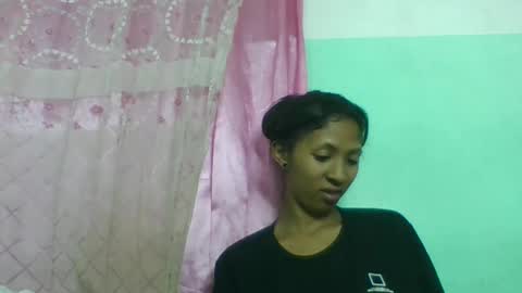 eliah193653 online show from 05/14/26, 07:48