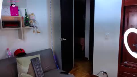 elian online show from 11/24/25, 06:46