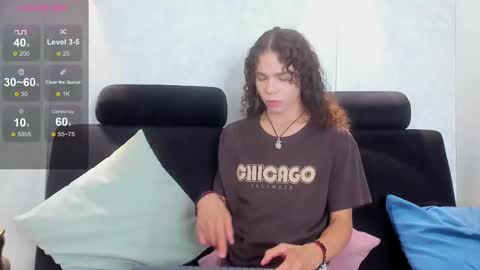  Elian  online show from 09/13/25, 02:50