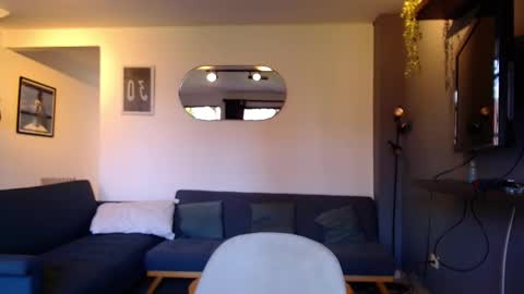 Elian online show from 11/11/25, 05:13