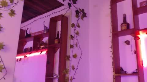 eliana_meaw online show from 04/21/26, 01:07