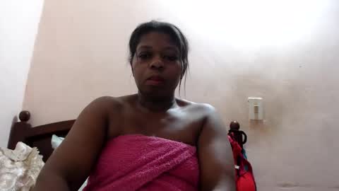 Snapshot of elianis598477 chatting on 11/01/25, 06:15 elianis598477 online show from 11/01/25, 06:15