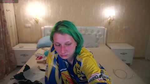 Luna online show from 07/02/26, 03:23
