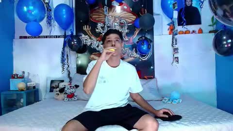 elias_salvatore_ online show from 02/06/26, 02:27