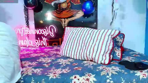 elias_salvatore_ online show from 02/17/26, 09:32