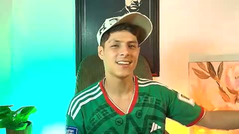 elias_salvatore_ online show from 06/25/26, 02:32