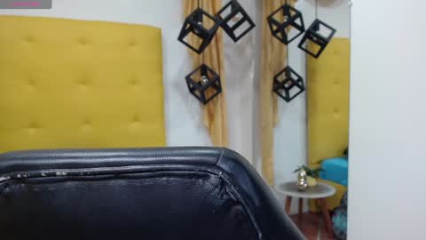 E L I A S online show from 01/09/25, 04:30